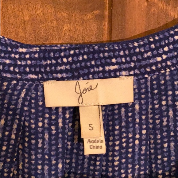 Joie small navy and white print 3/4 blouse! - Picture 4 of 7
